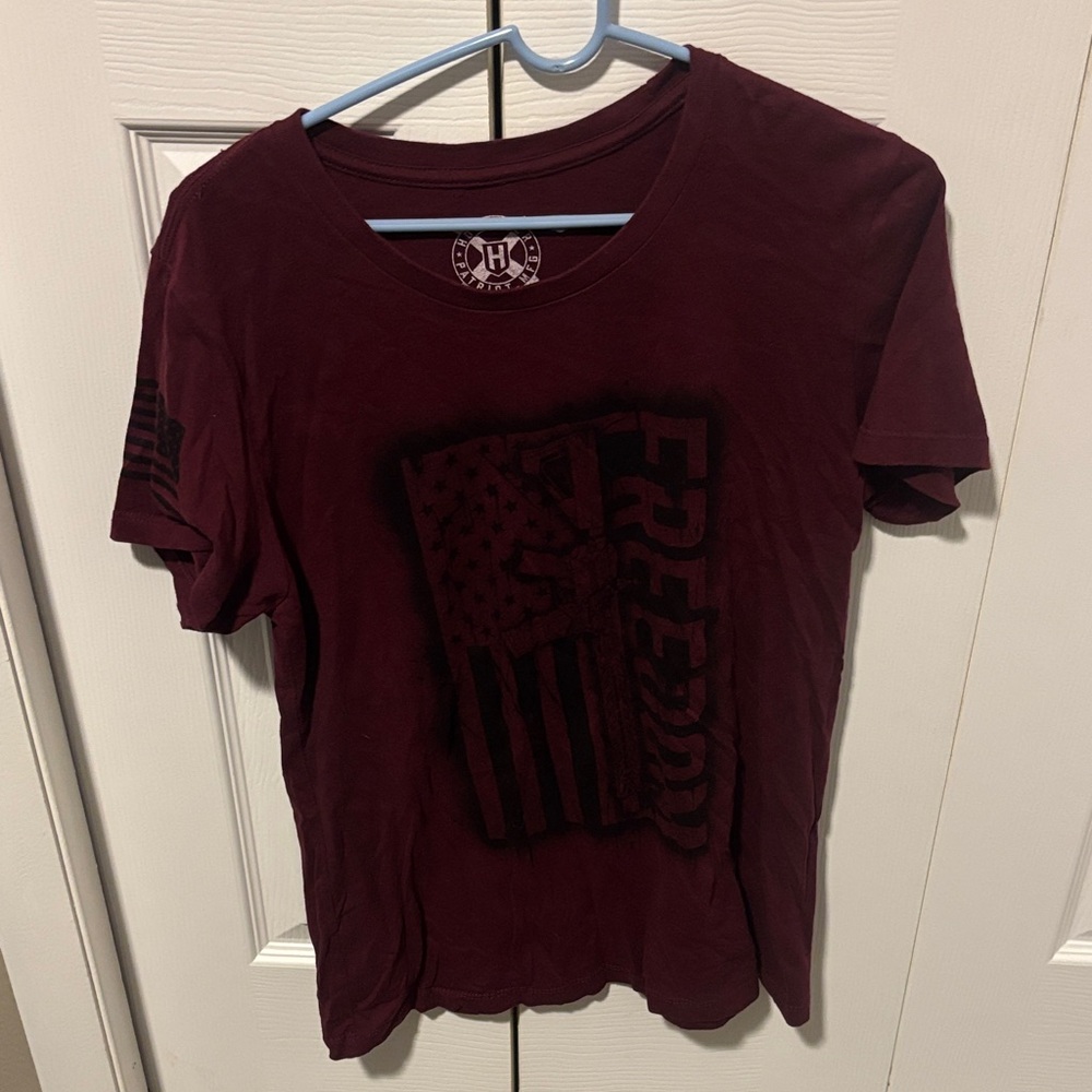 Freedom Graphic Short Sleeve Tee - Maroon